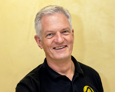 Porträt von Dr. med. dent. Ralf Borchers